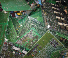 基板スクラップの写真1